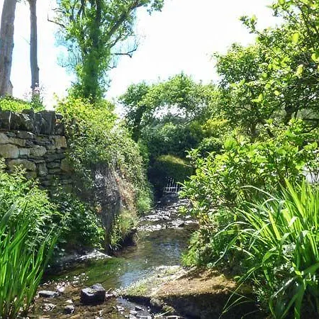 The Old Apple Barn * Lindale